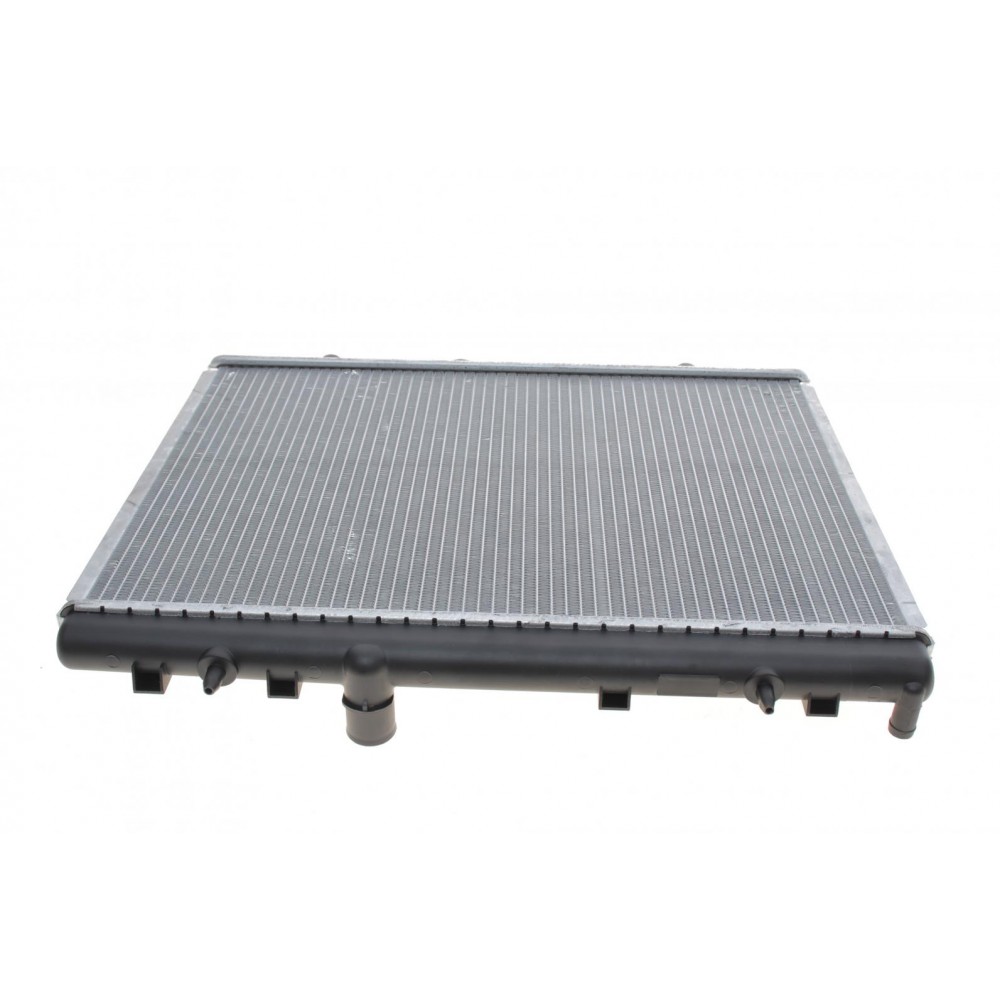Радіатор охолодження Citroen C4/C5/Xsara/Peugeot 307/407 2.0 16v/HDI 00-