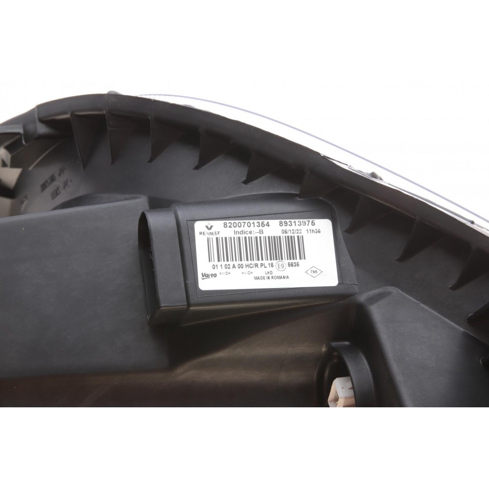 Фара (L) Renault Trafic/Nissan Primastar/Opel Vivaro 01-