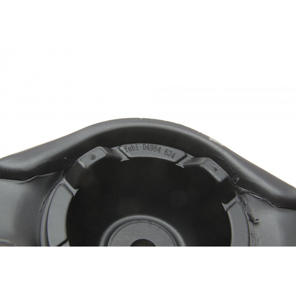 Подушка двигуна Audi 100 82-90