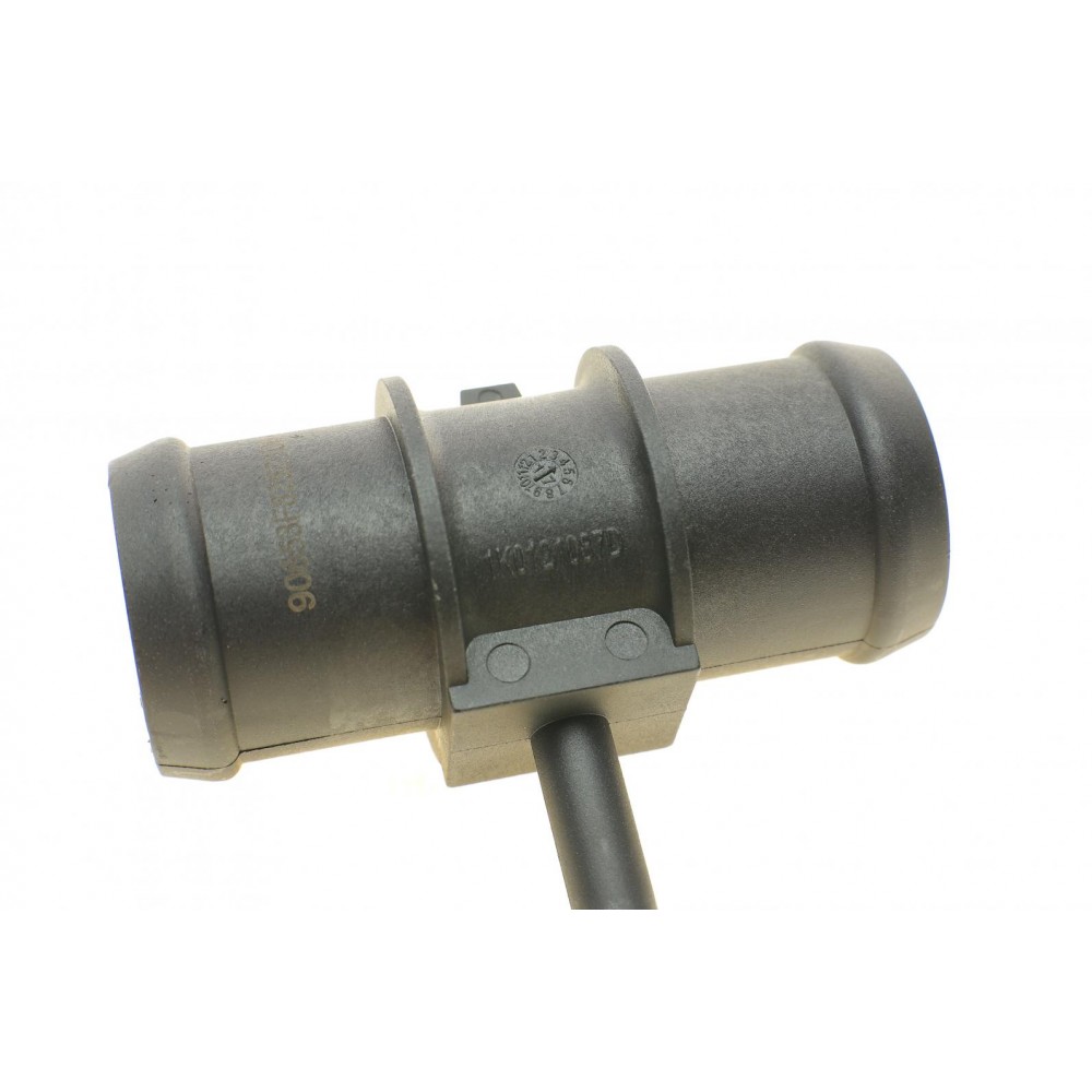 Фланець системи охолодження VW Caddy III/Golf V/Touran 1.4/1.6/1.9TDI 03-13