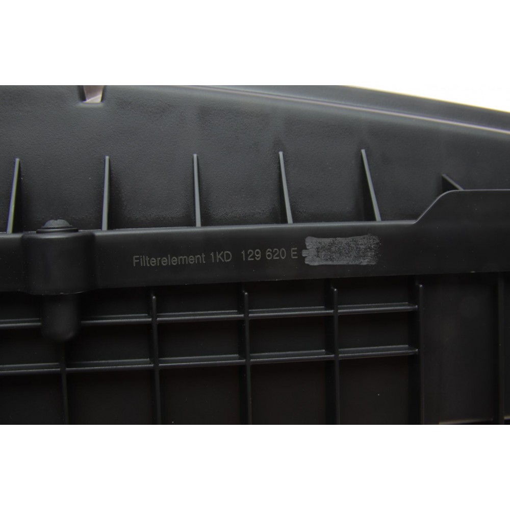 Корпус повітряного фільтра VW Golf 2.0TFSI/TDI/GTI 04-13/Passat 1.8/2.0TSI 07-15 (OE VAG)