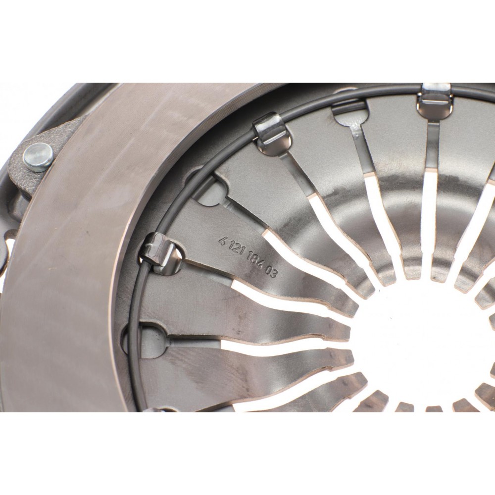 Комплект зчеплення Ford Focus/Mondeo/Volvo V30/V50 1.8-2.0 00-12