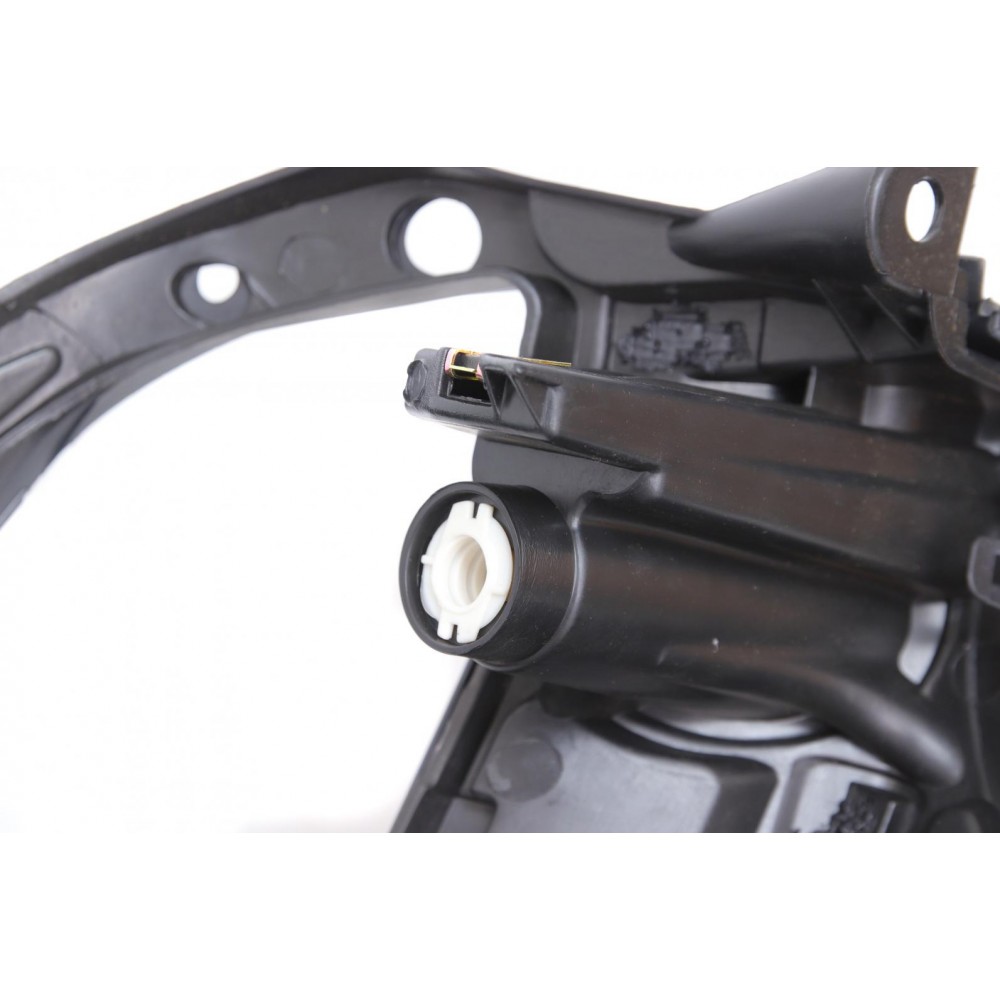 Крило (переднє/L) BMW X5 (E70) 06-13 (с отв. під форсунку омивача)