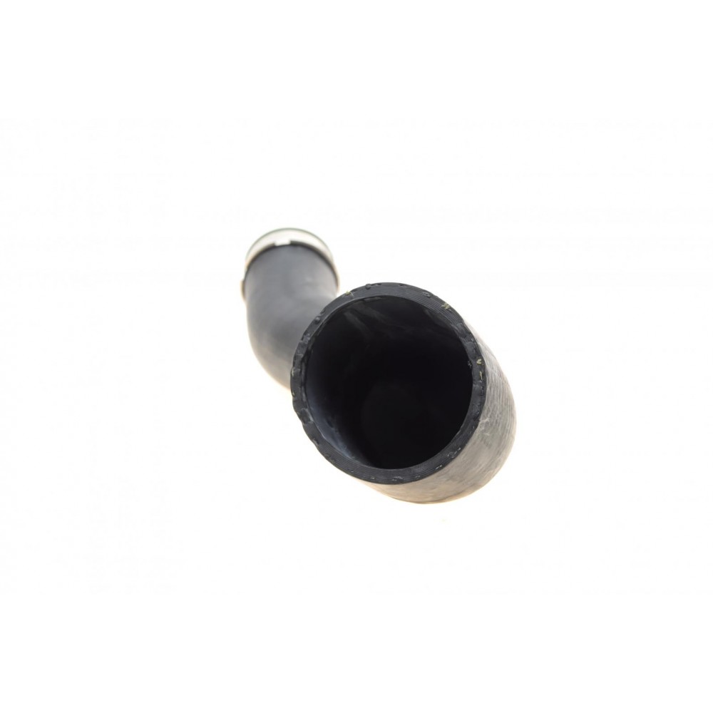 Патрубок інтеркулера (нижній/L) BMW 3 (E90/E91) 2.0d 04-12 (M47/N47)
