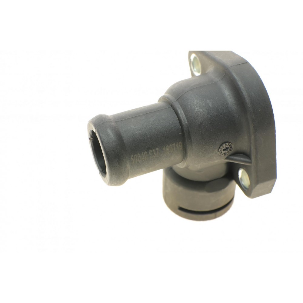 Фланець системи охолодження Audi A4/VW Passat 94-02