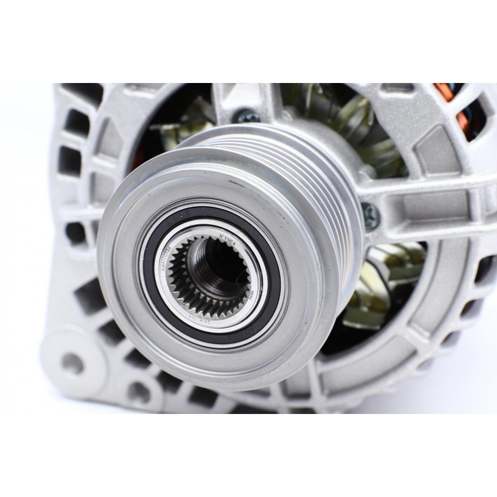 Генератор Audi A1/A3/Skoda Fabia/Octavia/Yeti/VW Passat Caddy/Crafter/T5 09-17 (12V/110A)