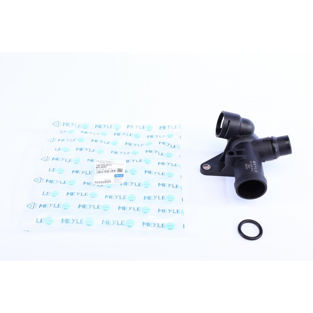 Фланець системи охолодження Audi A4 1.8 00-09