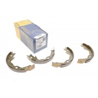 Колодки ручника Nissan X-Trail/Juke/Toyota RAV4/Mitsubishi Outlander II 07-12 (172x32)