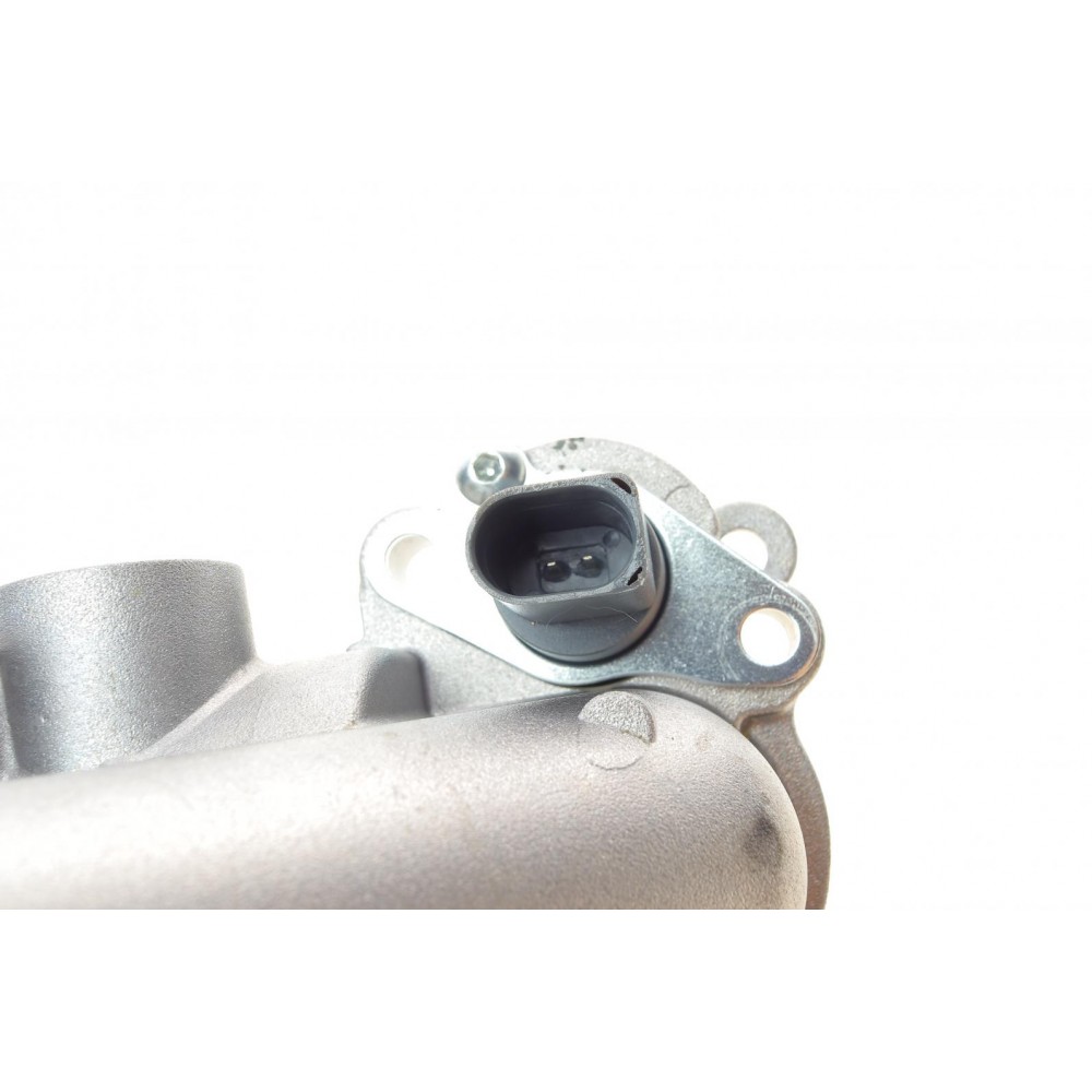 Помпа води Audi A3-A8/Skoda/Seat/VW 1.8-2.0FSI/TFSI 04- (з термостатом,датчиком t)