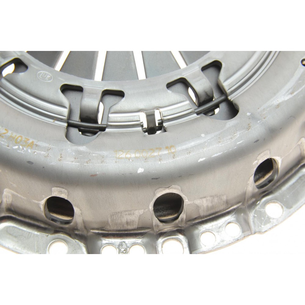 Комплект зчеплення Toyota Land Cruiser 3.0TD 96-02/Hilux 2.5D/3.0D 4WD, 97-05