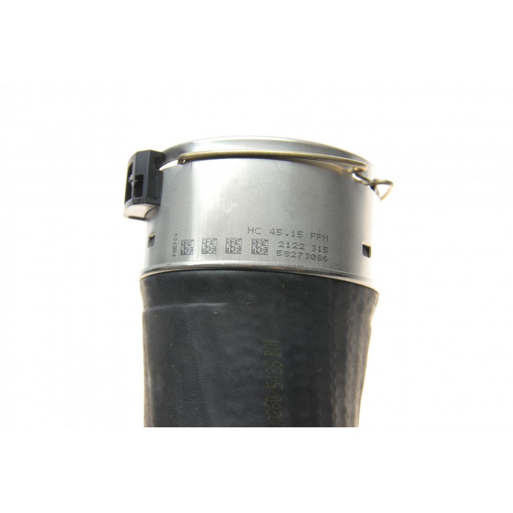 Патрубок інтеркулера (R) BMW 5 (F10/F07) 2.0d 10-16 (B47/N47)