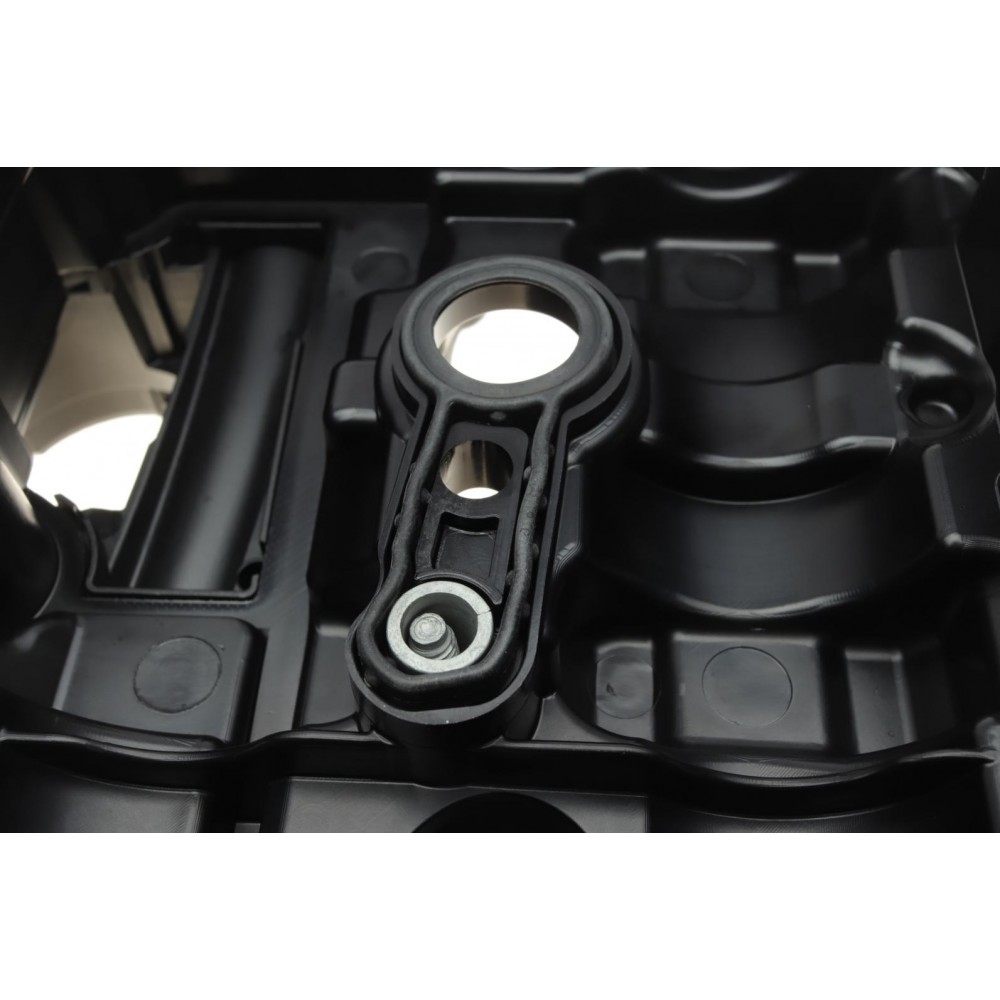 Кришка клапанів BMW 3 (E90/F30/F80)/5 (E60/F10)/X3 (F25)/X5 (F15/F85) 1.6/2.0D 06-18 (N47)