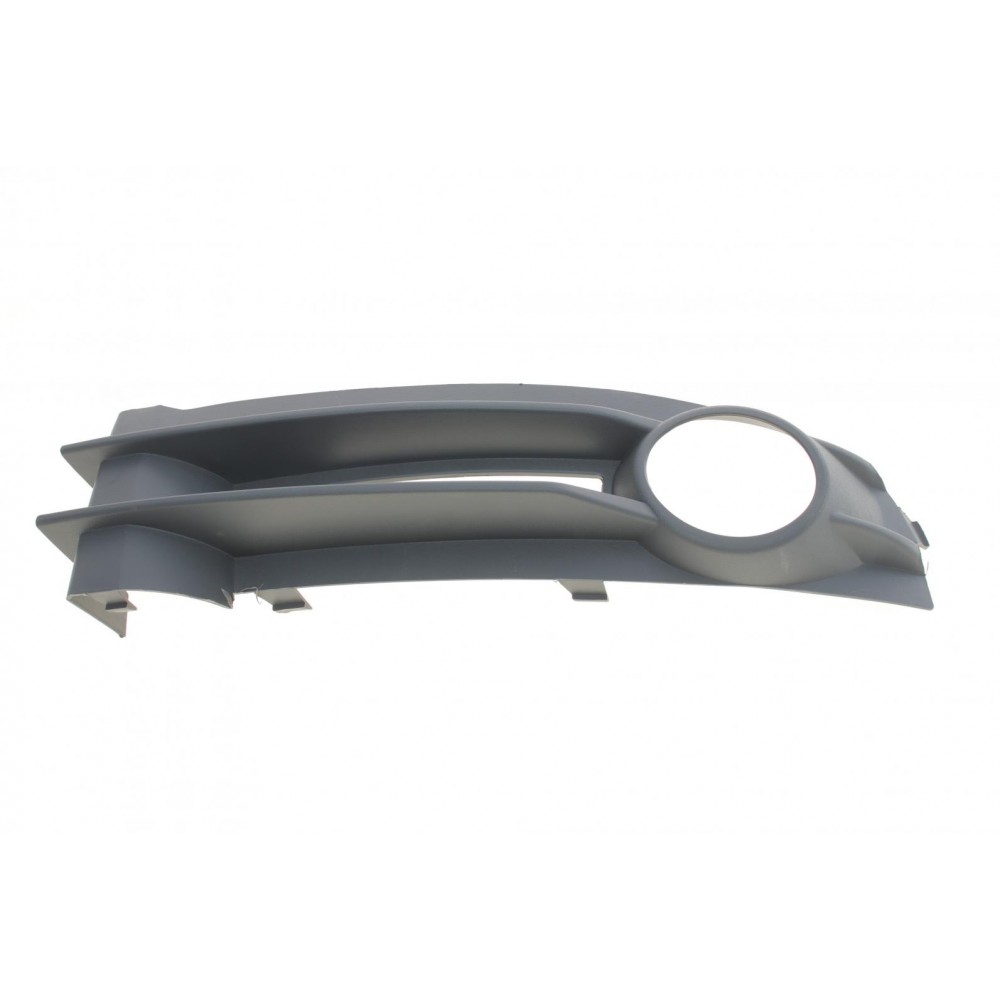 Вставка бампера (під протитуманку) VW Caddy III 04-15 (R)