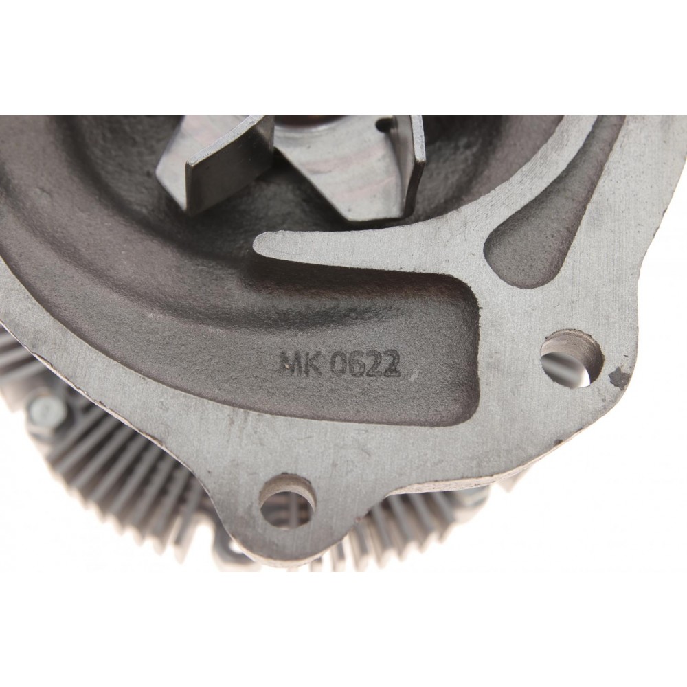 Помпа води Ford Maverick/Nissan Terrano (WD21/R20)/Pick UP (D21) 2.7TDi 4WD 89-98 (TD27T)