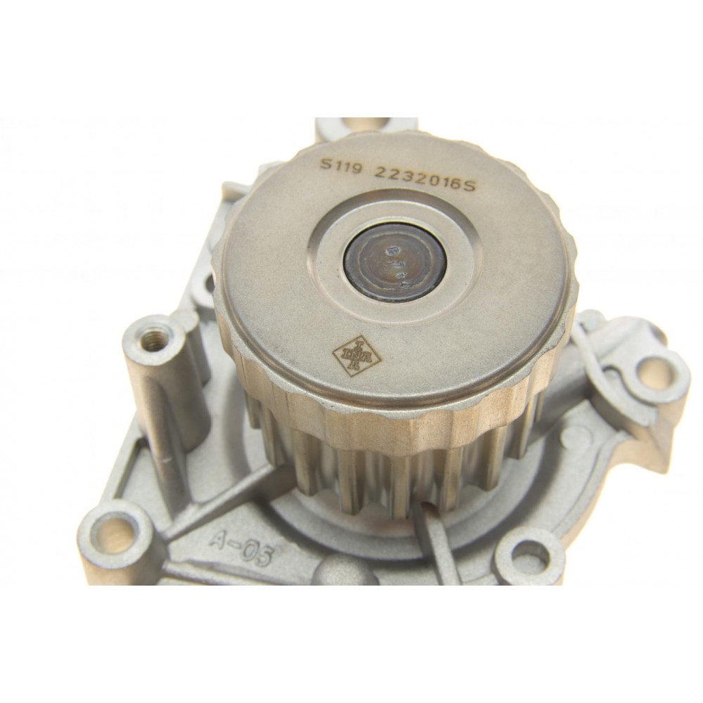 Помпа води Honda Civic VII 1.3IMA/1.4i/1.6i/1.7i 00-05/FR-V 1.7 04-