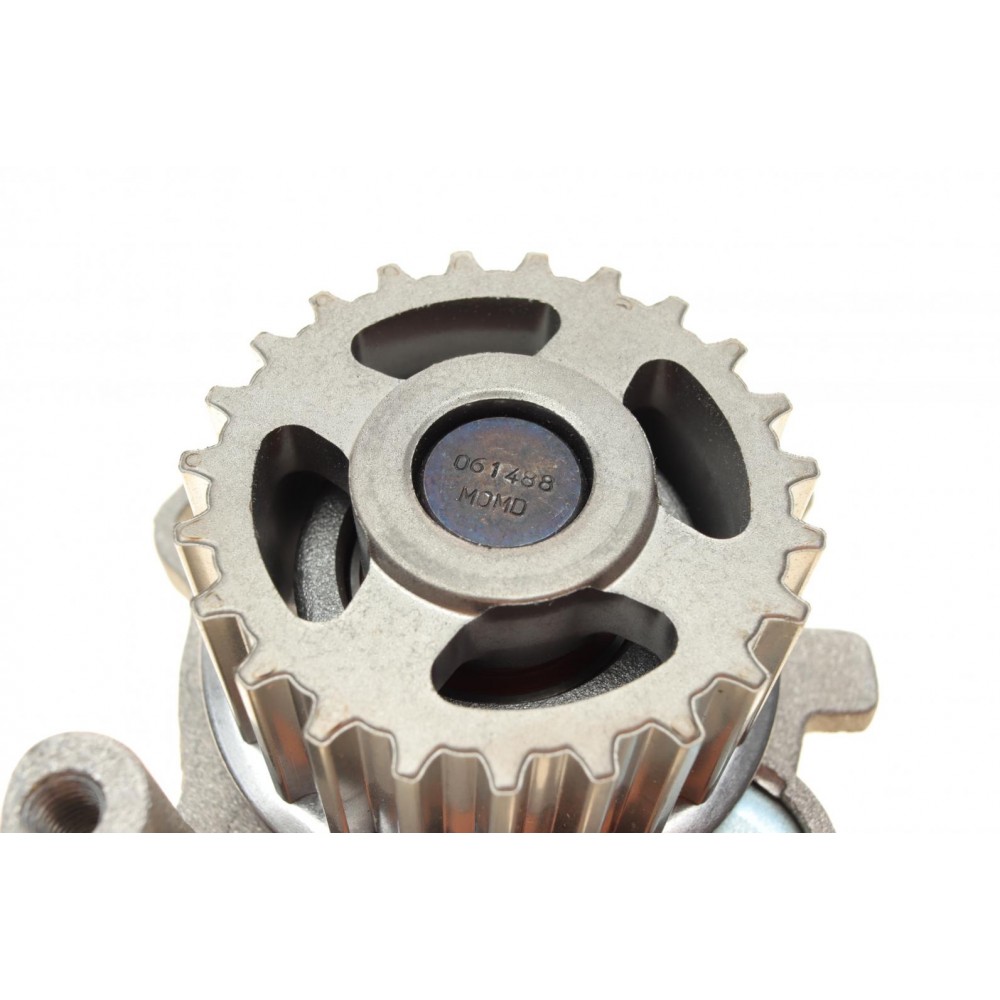 Помпа води Audi A3/A4/A6 2.0TFSI 04-13/Skoda Octavia 2.0RS 05-13/VW Golf 2.0R 07- (23z) (R/B) (8лоп)