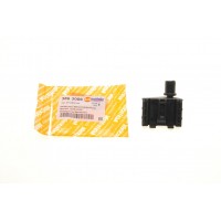 Кріплення полиці багажника VW Caddy 04-20 (R)