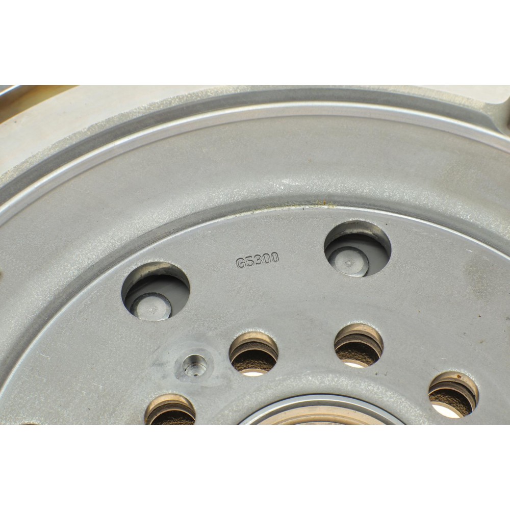Демпфер зчеплення Volvo S60/S80/V40/V60/V70/XC60/XC70 2.0D 07-