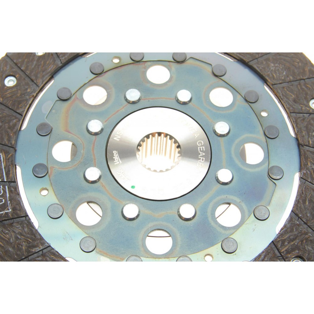 Комплект зчеплення Renault Clio/Laguna 2.0 16V06-15 (d=220mm) (+вижимний)