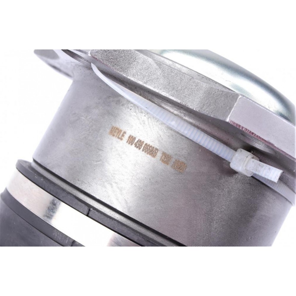 Піввісь Audi A4/VW Passat 95-05 (L) (33/30x602) (+ABS 45)