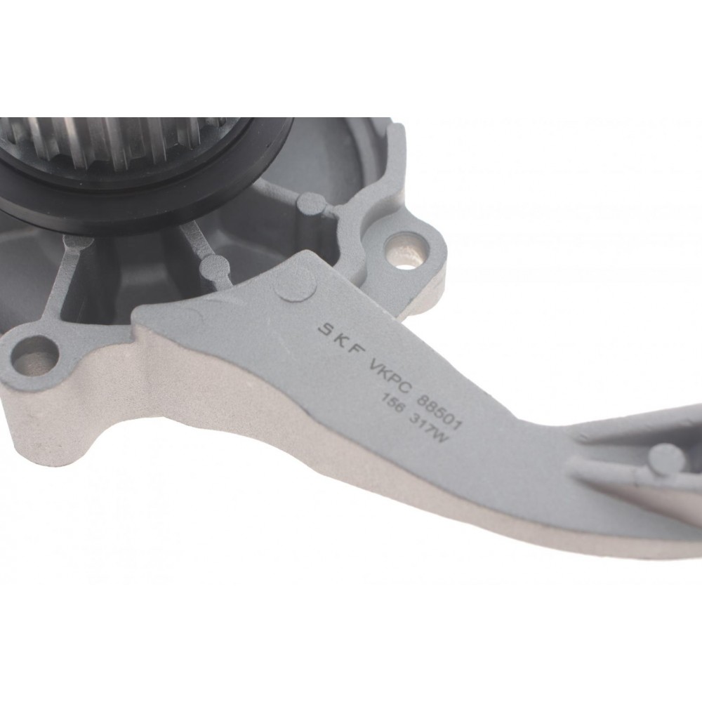 Помпа води Jeep Cherokee 2.5/2.8 CRD 01-08