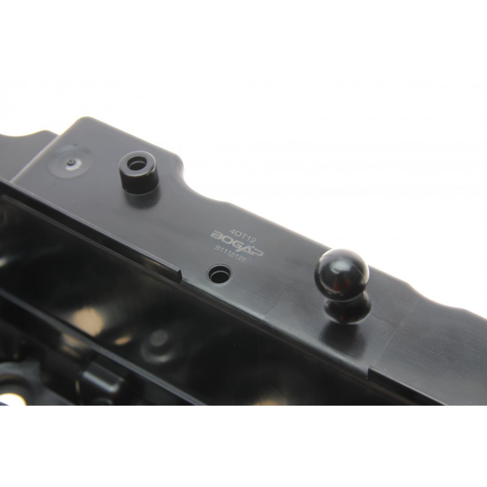 Кришка клапанів BMW 5 (G30/F90)/7 (G11/G12)/X5 (G05/F95)/X6 (G06/F96) (B57)15-