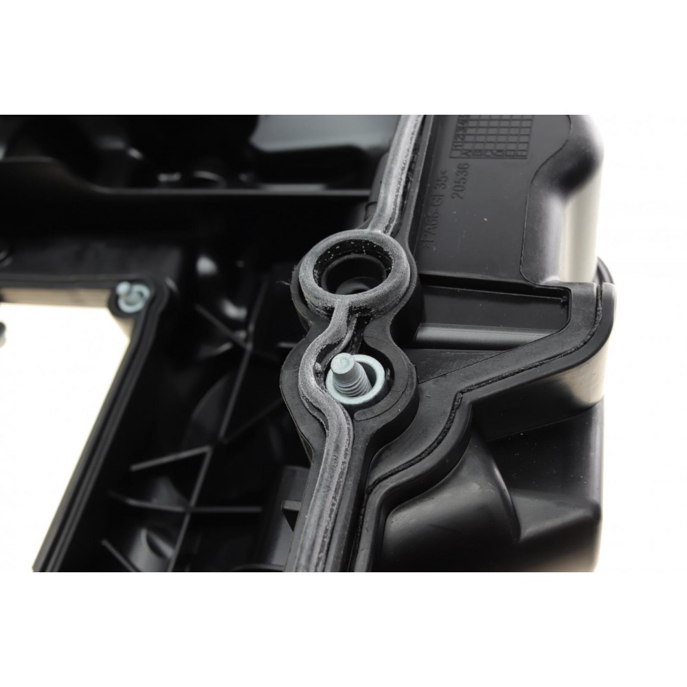 Кришка клапанів BMW 3 (F30/F80)/4 (F32/F82) 2.0i (N20) 13- (з прокладкою) (не постачається)