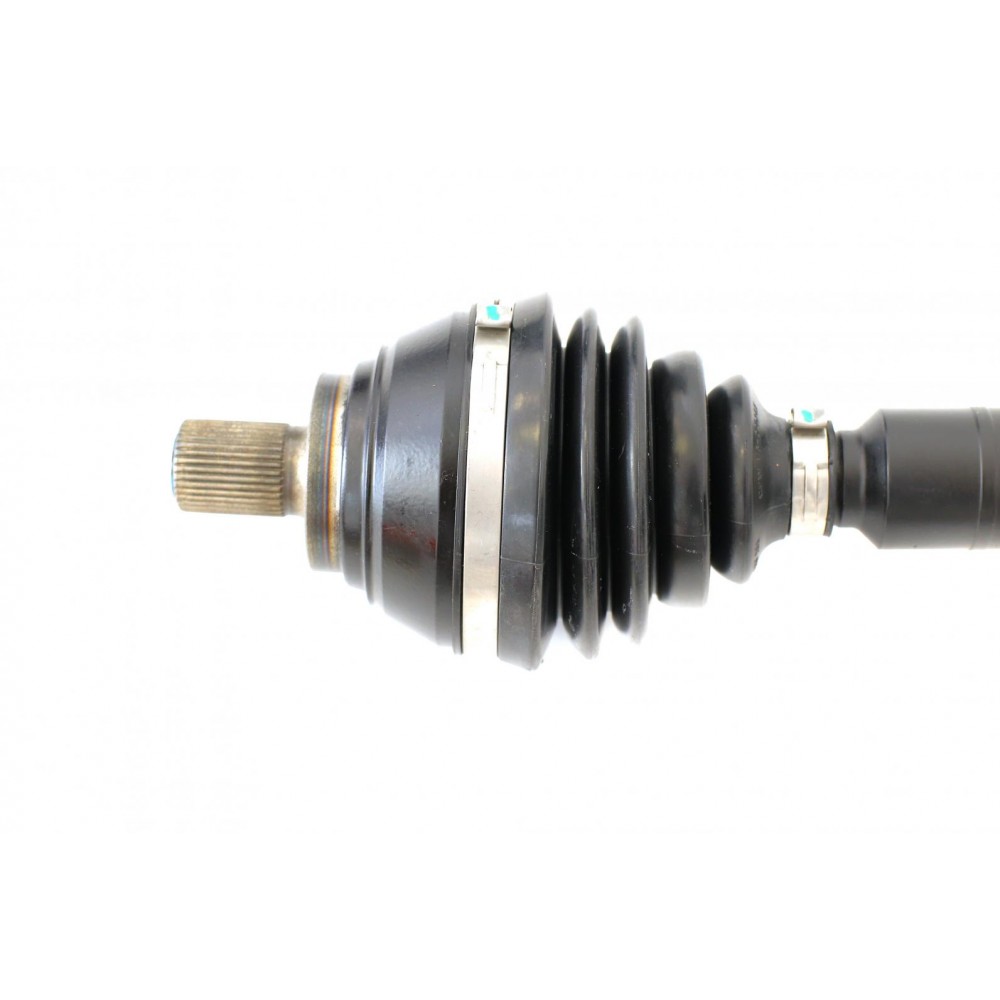 Піввісь VW Passat 2.0 TDI 14- (R) (36x774)
