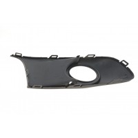 Вставка бампера (під протитуманку) VW Caddy III 04-15 (L)