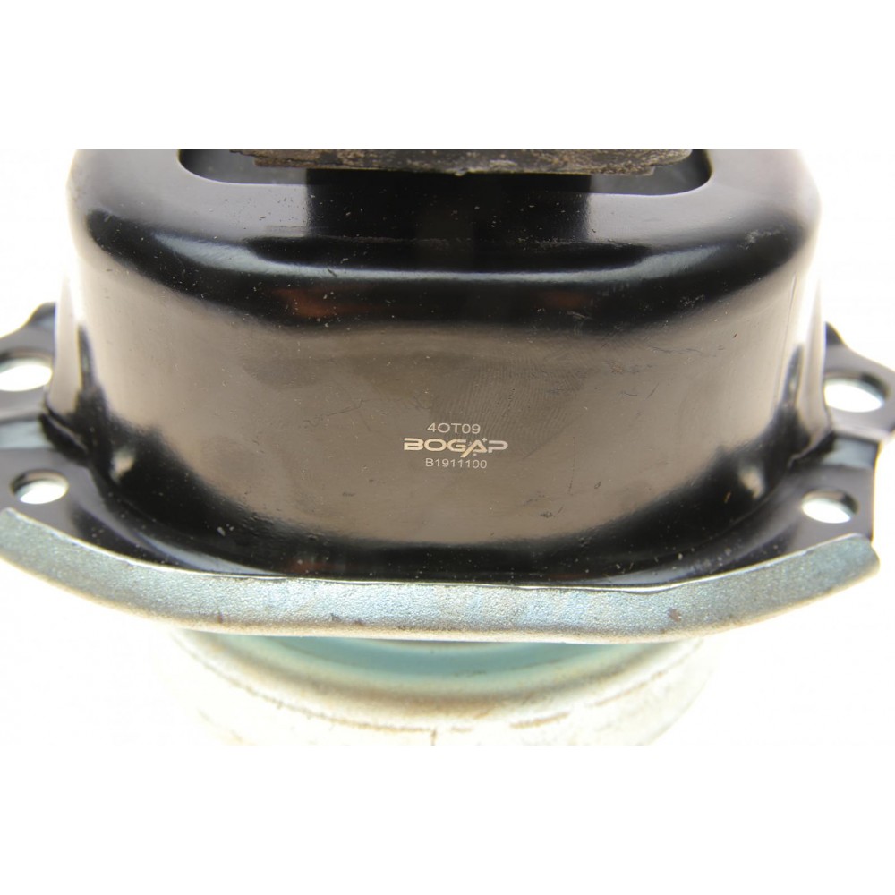 Подушка двигуна BMW X5 (E70/71) 06-14