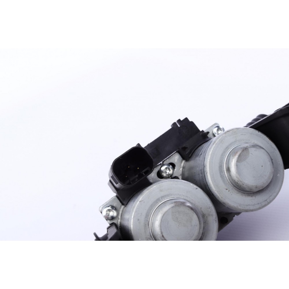 Кран пічки BMW 5 (E60)/6 (E63)/7 (E66) 2.0-6.0 01-10