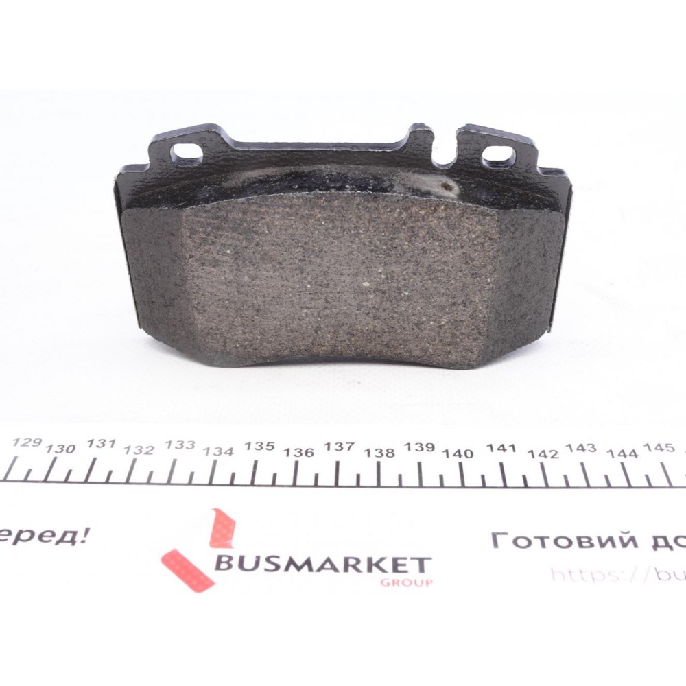 Колодки гальмівні (передні) MB C-class (W203/S202/S203)/CLK 1.8-5.5 99-10 (Brembo)
