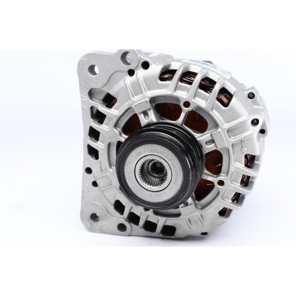 Генератор Audi A3/A4/Skoda Fabia/Octavia/Superb/VW Golf/Passat/T5 1.9TDI 96-06 (12V/120A)