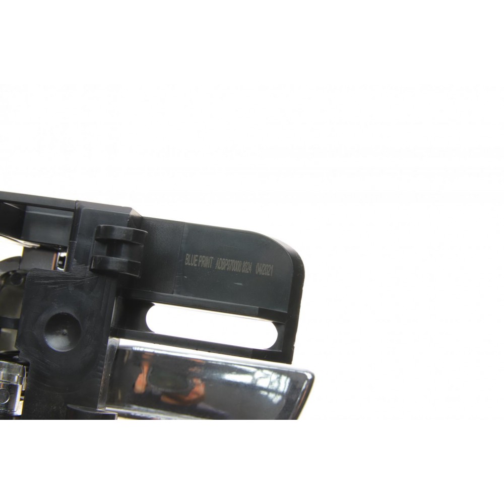 Ручка дверей (R) Nissan Qashqai 06-13