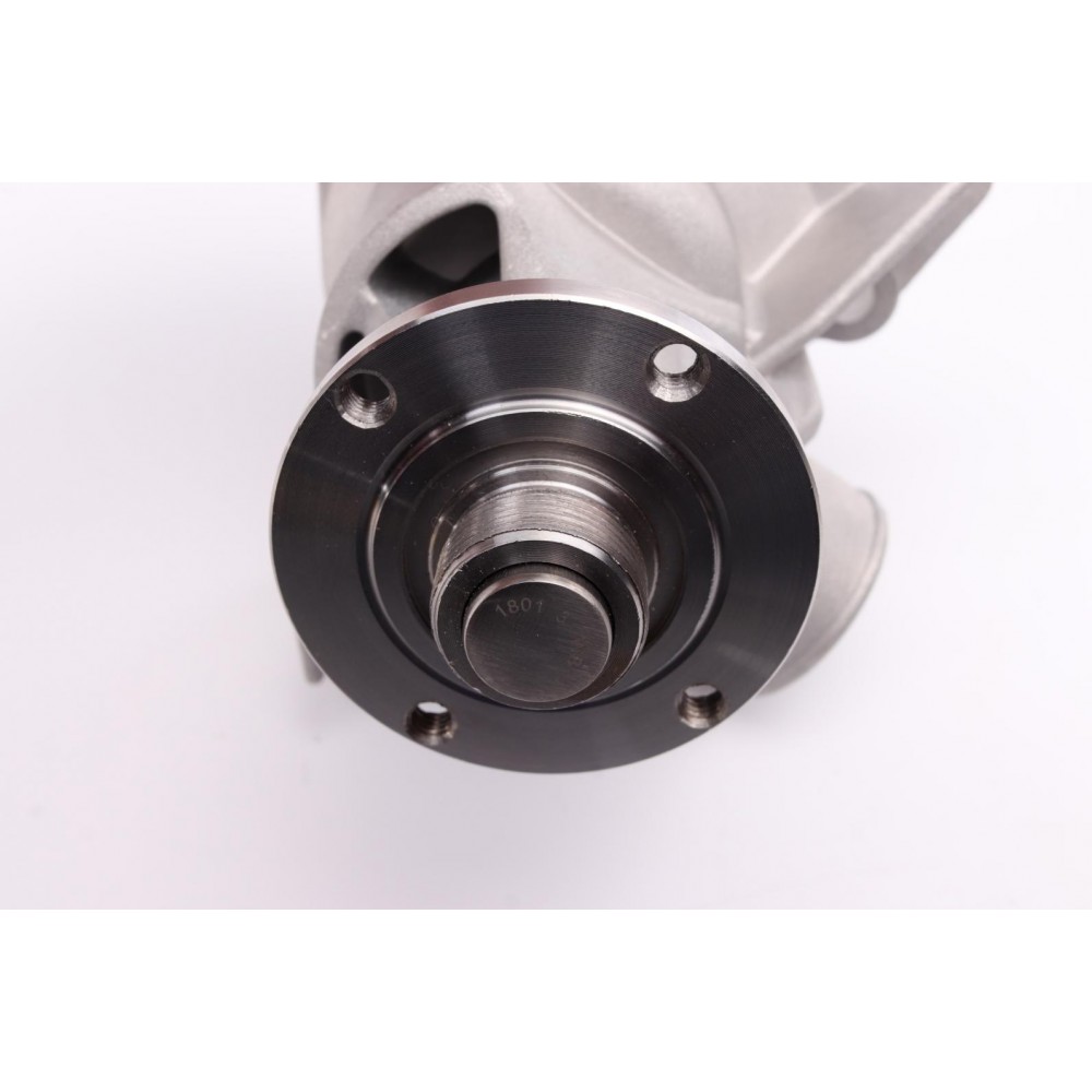 Помпа води BMW 3 (E30)/5 (E28)/ 2.4D 83-88 (WPQ0048)