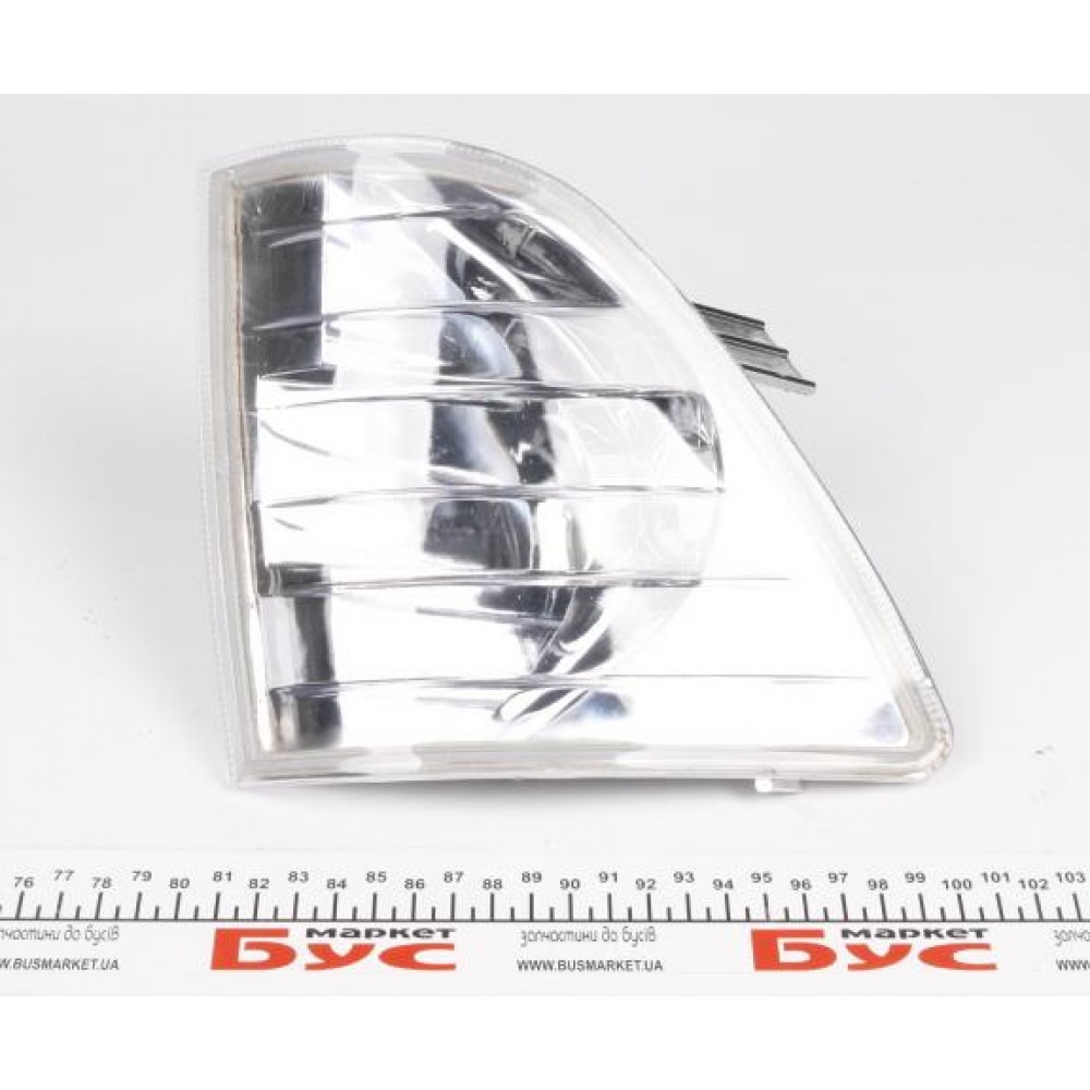 Поворот передній MB Sprinter TDI (R) (хрусталь) (8204)