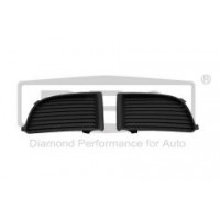 Вставка бампера (без протитуманки) Skoda Fabia 99-08 (к-кт)