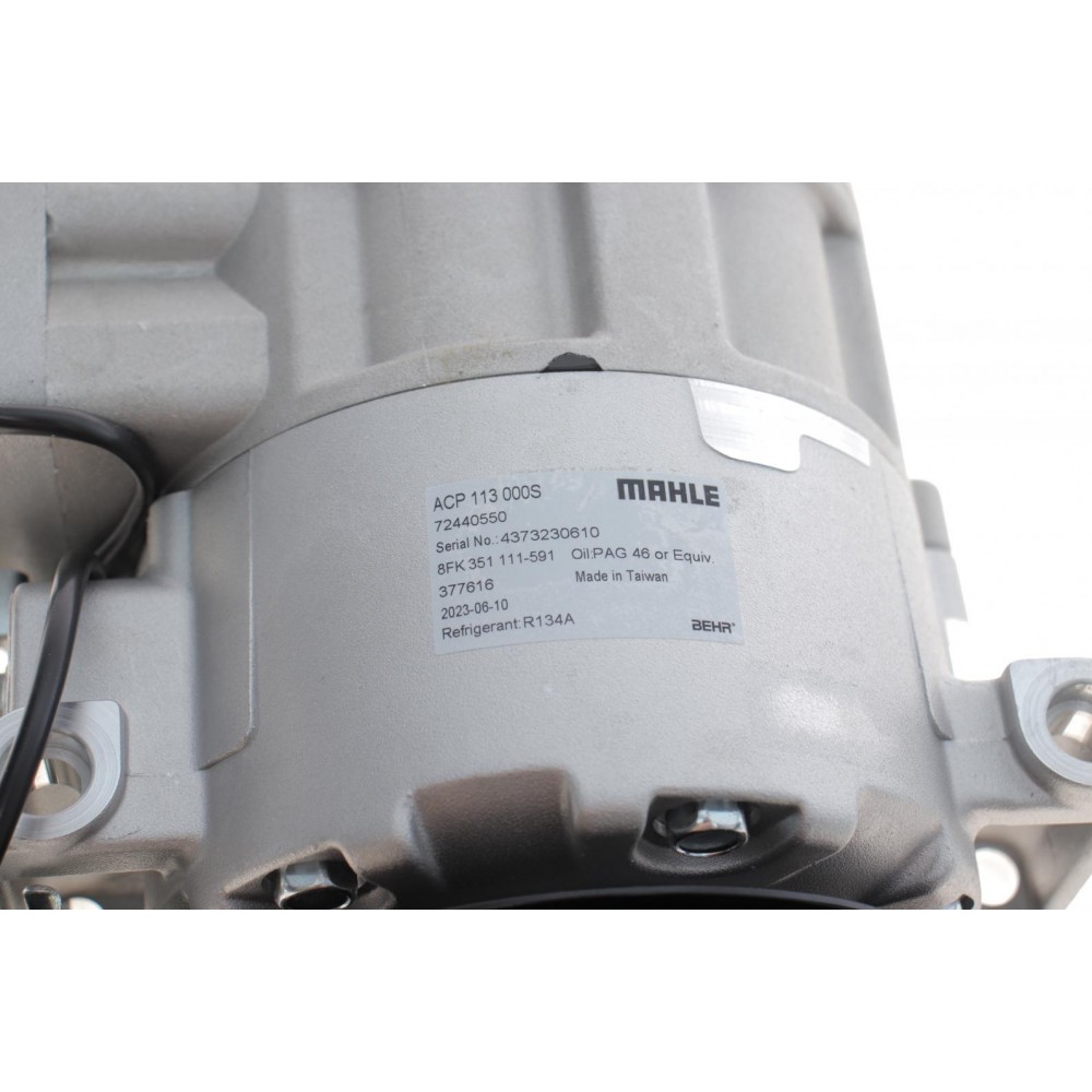 Компресор кондиціонера BMW 5 (F10/F11)/7 (F01/F02/F03/F04)/X5 (E70)/X6 (E71/E72) 3.0D 08-17