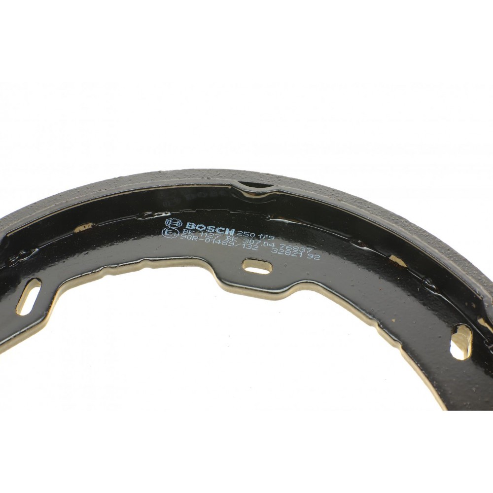 Колодки ручника MB E-class (W211)/CLS-class (C219) 04-10 (180x25)