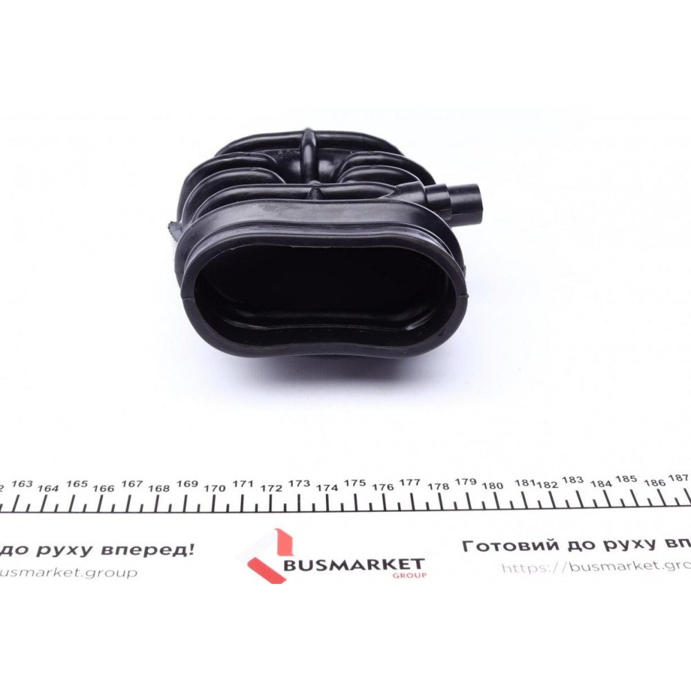 Патрубок фільтра повітряного Audi 100 1.8 85-90/ VW Golf 1.6/1.8 76-93 (більше не постачається)