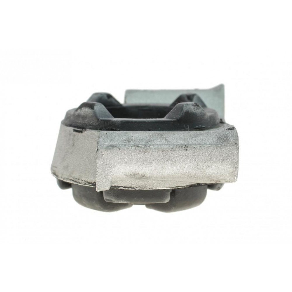 Подушка КПП Audi 80/100 1.3-2.8 -96 (L)