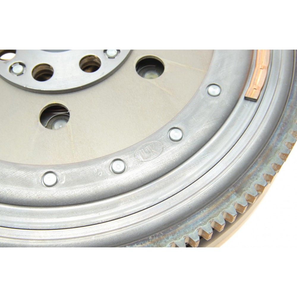Демпфер + комплект зчеплення BMW 5 (F10) 10-14 N47 D20