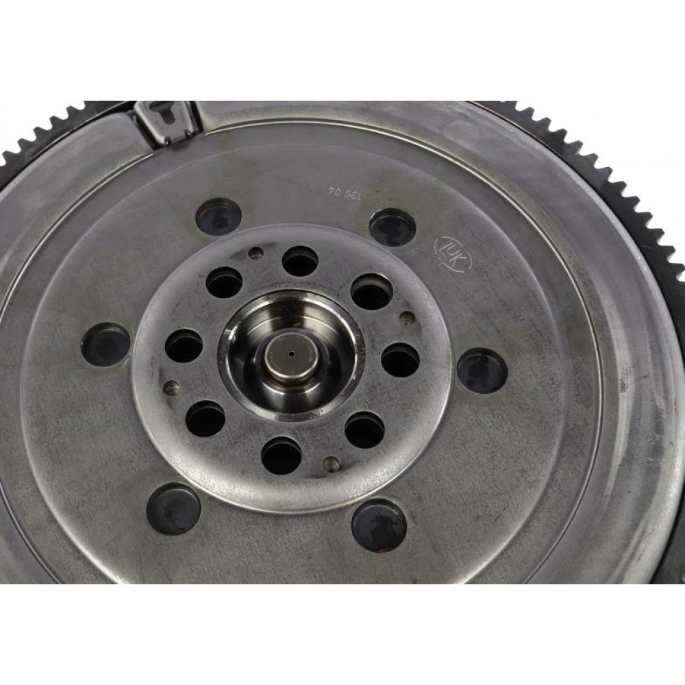 Демпфер зчеплення BMW 5 (E60) 05-09 (110/120kw) M47 D20/N47 D20C
