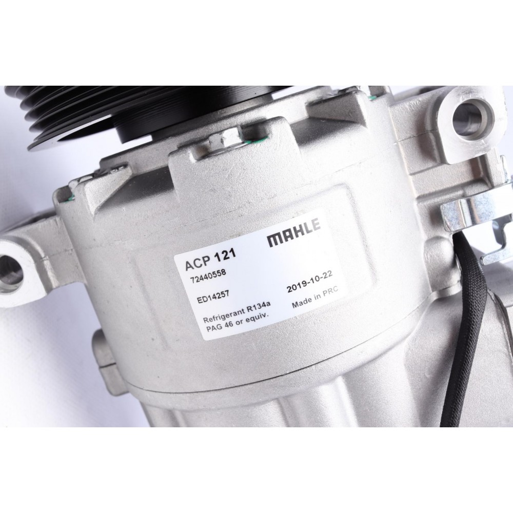 Компресор кондиціонера Audi A4/A6 2.0D-3.0D 00-09