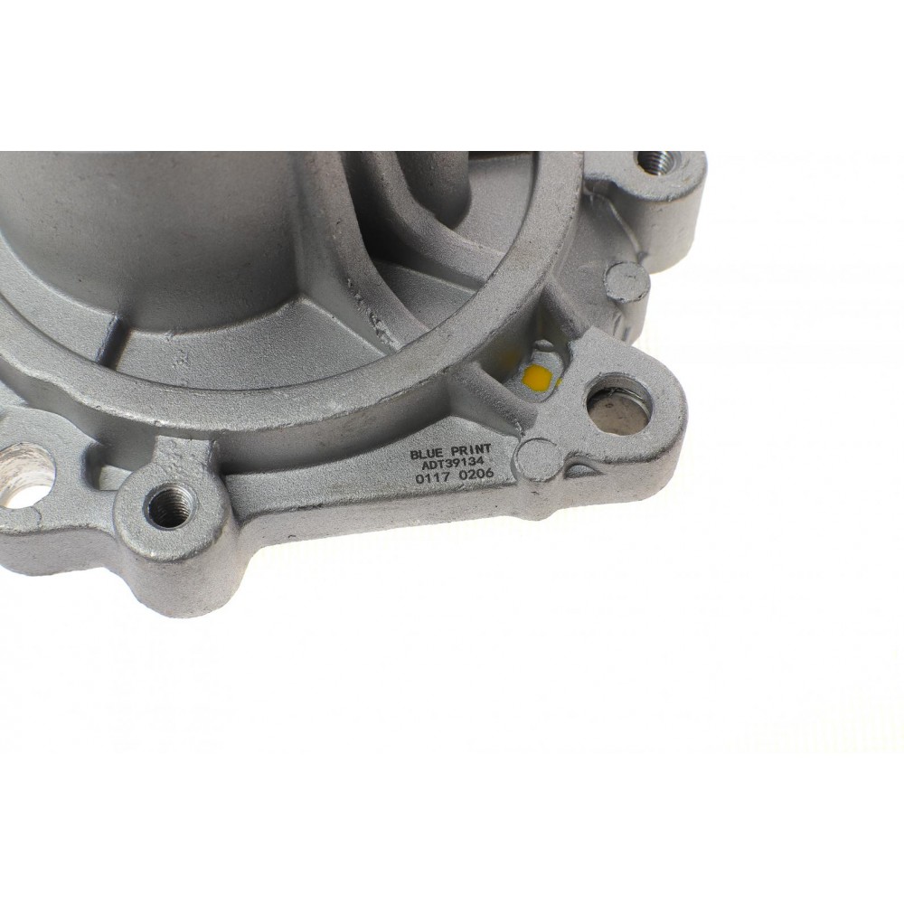 Помпа води Toyota Land Cruiser 2.4TD 90-93/Land Cruiser Prado 3.0D 02- (R/B) (8 лоп)