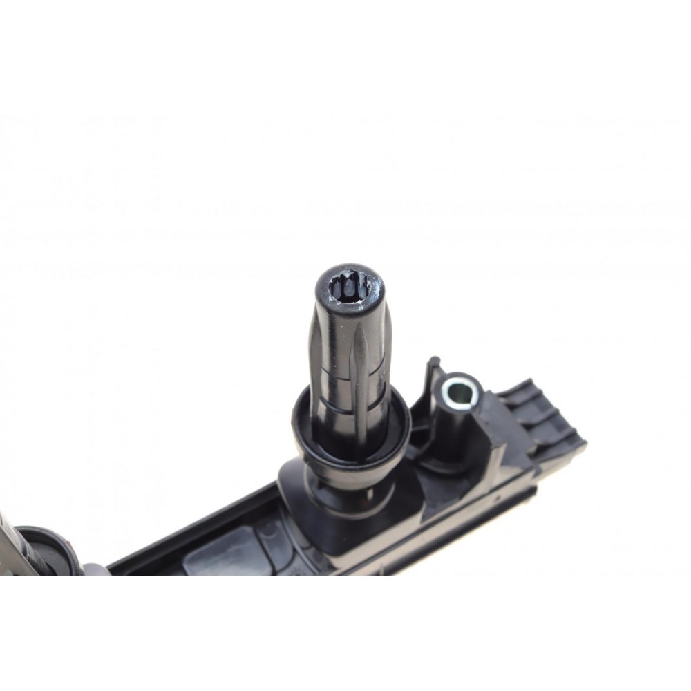 Котушка запалювання Citroen Jumpy/Peugeot Expert 2.0 16V/2.0i 07-