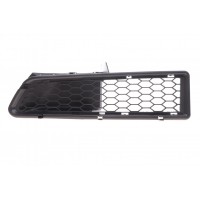 Решітка бампера Dacia Logan 04-12 (L)
