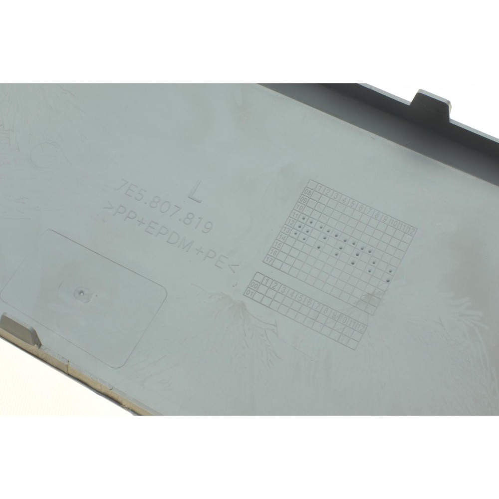 Накладка бампера (переднього) VW T5 09-15 (L)