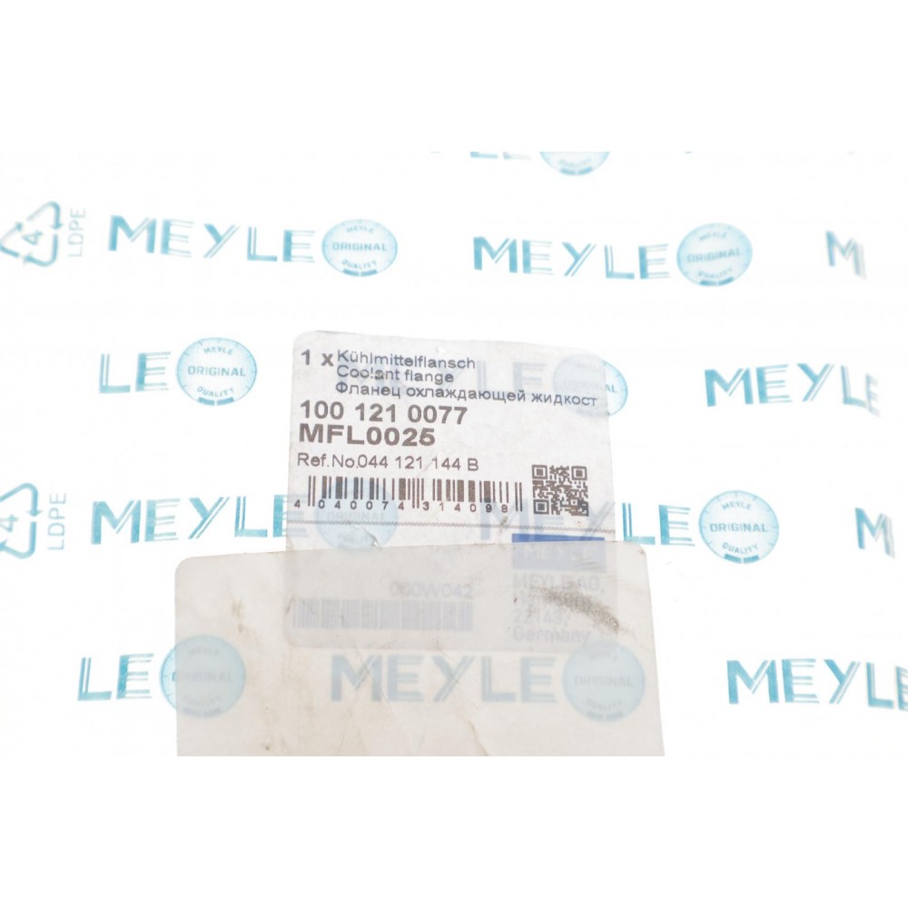 Більше не постачається Фланець системи охолодження VW T4 2.0/1.9 TD 90-03