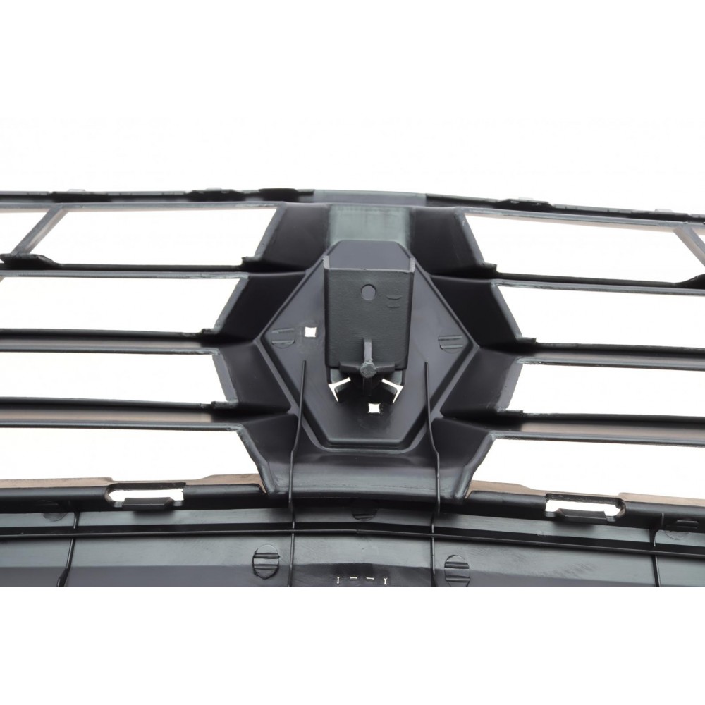 Решітка радіатора Renault Logan 08-12